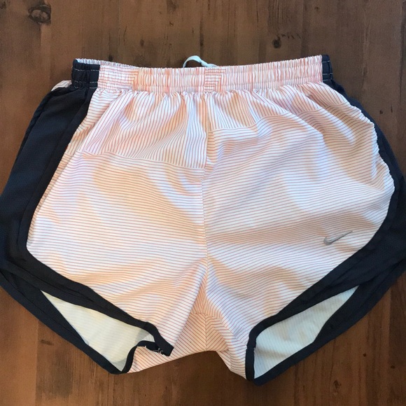 Nike Tempo Running Shorts - Picture 1 of 2